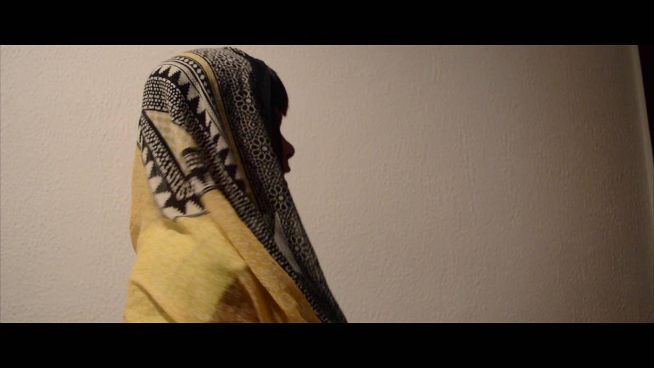 DESI MOMS I BY SK VINES