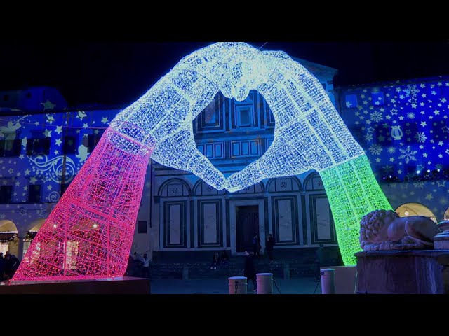 🎄🧑‍🎄🎁 Empoli Città del Natale 2023, le immagini delle luminarie e delle attività in centro