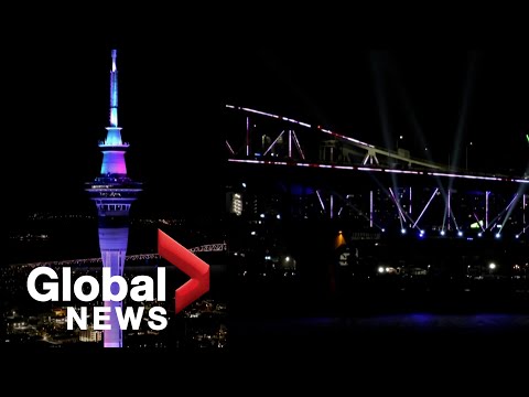 New Year's 2022: Auckland, New Zealand welcomes New Year with light show