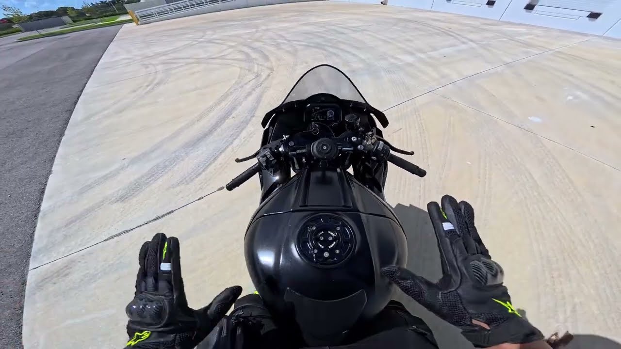 COMO MANEJAR UNA MOTO POR PRIMERA VEZ PASOS SENCILLOS