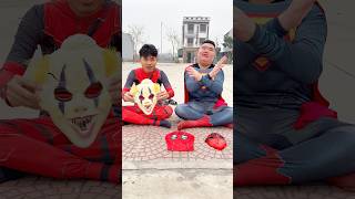 Superman Helps Deadpool Find The Mask.