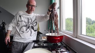 Octopus Galician Style (Pulpo a la Gallega) | Jan's Kitchen | Jan Tom Yam