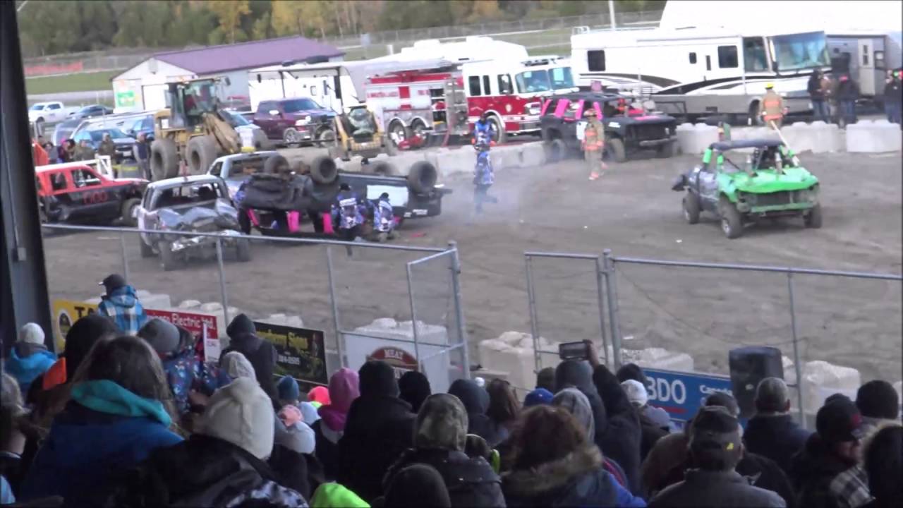 impact motorsports grand rapids michigan 2016 FALL BRAWL 7 DEMOLITION DERBY TEAM TRUCKS FEATURE