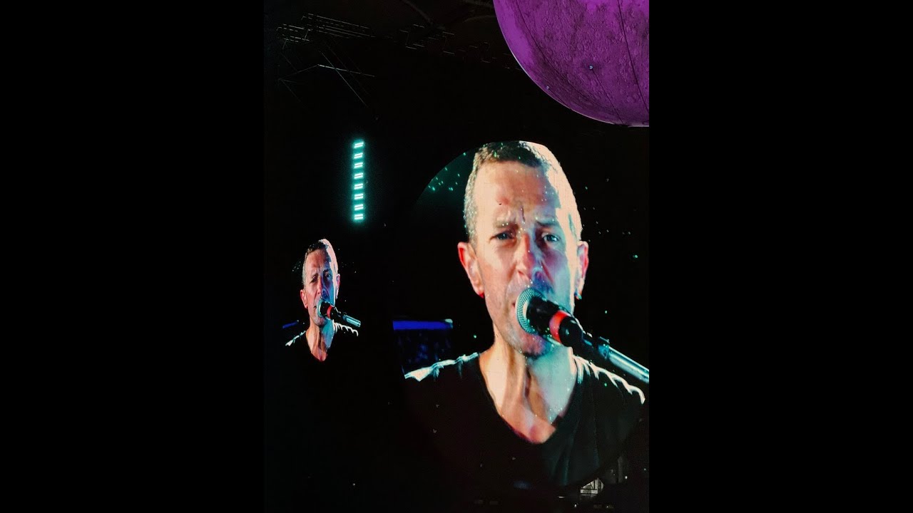 Yellow Coldplay Perth 2023