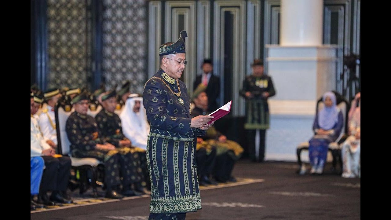 Ucapan Istiadat Penghadapan, Pengurniaan Gelaran dan Bintang Bintang Darjah Kebesaran Negeri