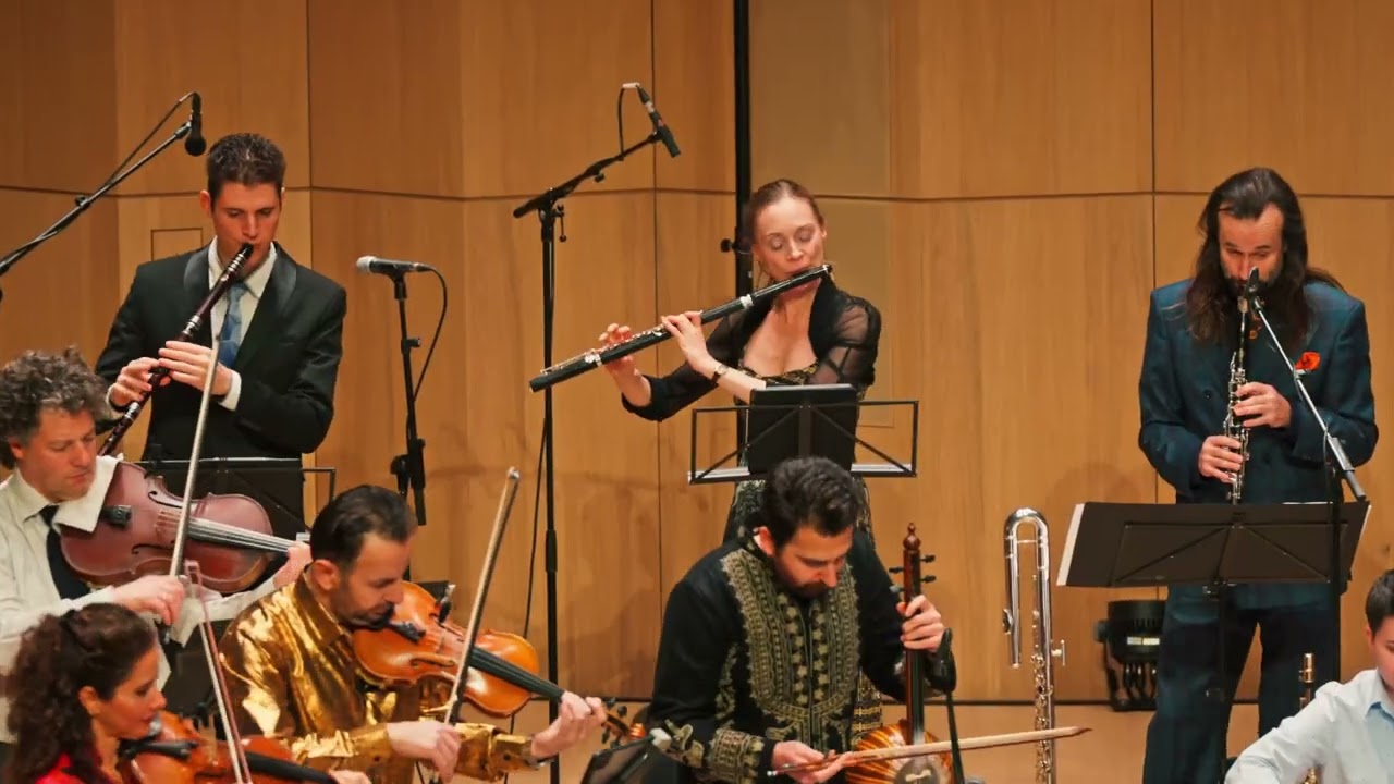 Assista a Teaser: Bridges Kammerorchester: Peter Klohmann - Identigration no YouTube Assista a Teaser: Bridges Kammerorchester: Peter Klohmann - Identigration no YouTube