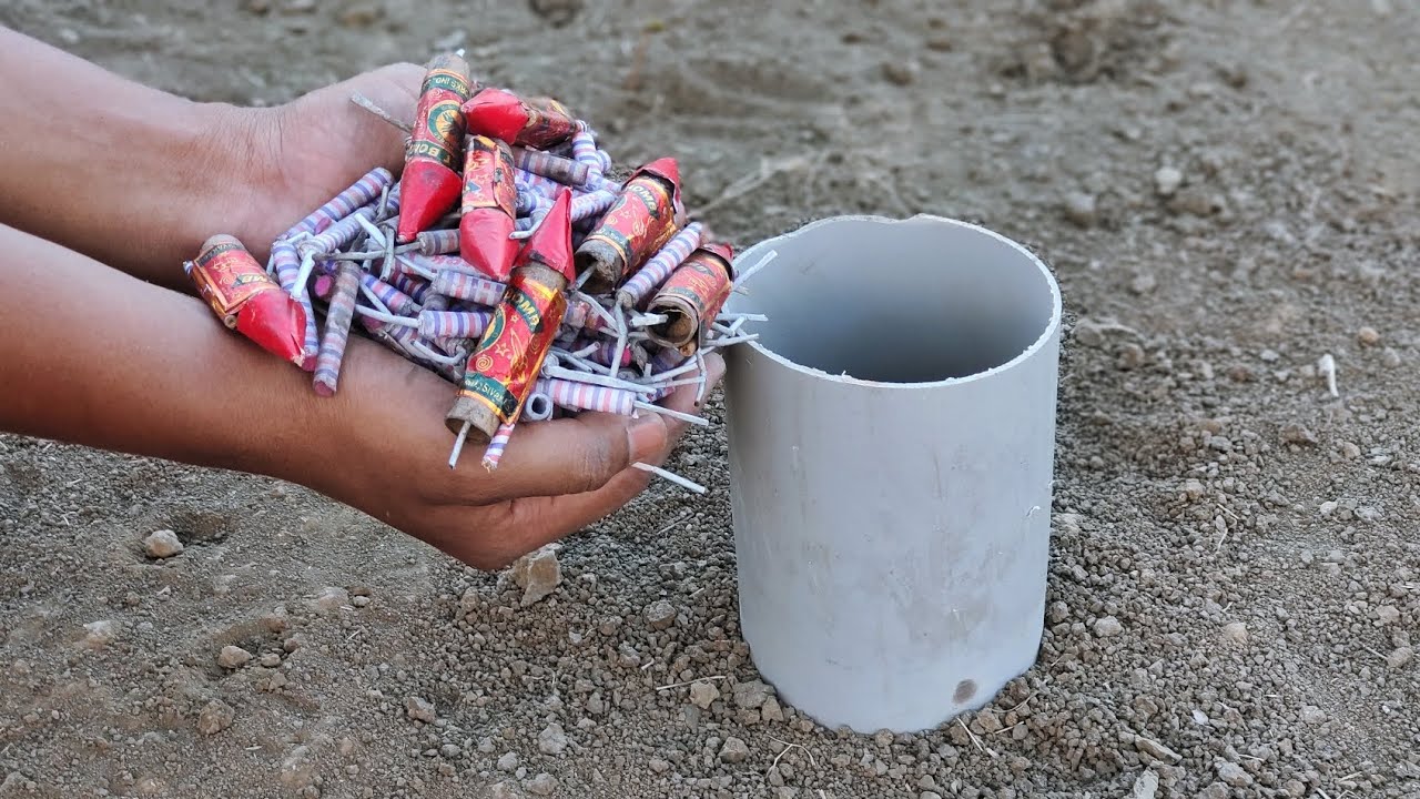 diwali-rocket-mirchi-bomb-in-pipe-diwali-crackers-testing-youtube