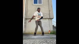 Download Lagu American Dancer: oO5 Dynasty does epic Hip-Hop dance with water bottle #epicdancevideos #dance #epic MP3 Download Lagu American Dancer: oO5 Dynasty does epic Hip-Hop dance with water bottle #epicdancevideos #dance #epic MP3