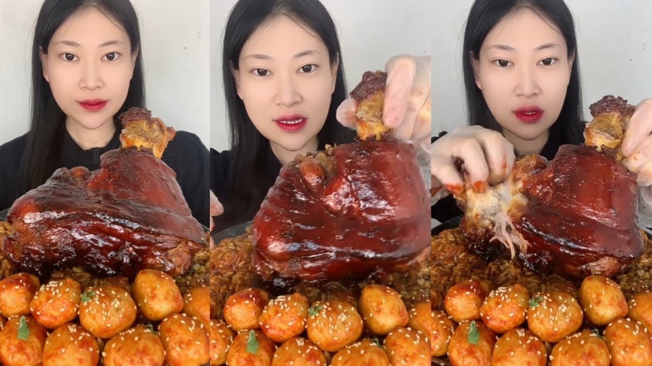 Eating GIANT Braised Pork Shank with Spicy Sauce! 🍖 Extreme Mukbang