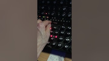 Short MOOG video MOTHER32 Subharmonicon showing GATE to RESET