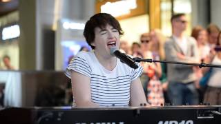 LIVE: Megan Washington performs LIVE: Megan Washington performs
