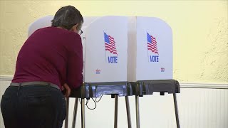 Northam ceremonially signs Voting Rights Act of Virginia in Newport News