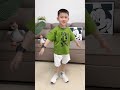Don't get angry with your son! This short-sleeved outfit is so cute! The color combination is summ