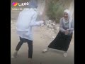 يا ورده مكانه في البستان 