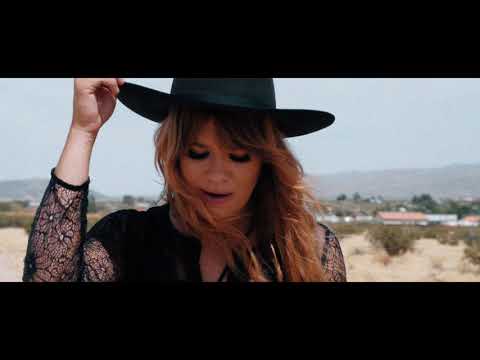 Ruthie Collins - Cold Comfort - Official Video