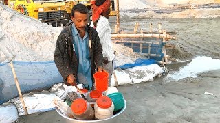 Most Favourite Special Jhal Muri Of Bangladeshi Street Food Think Media