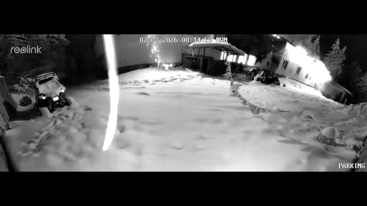 Заден вход на хижа 