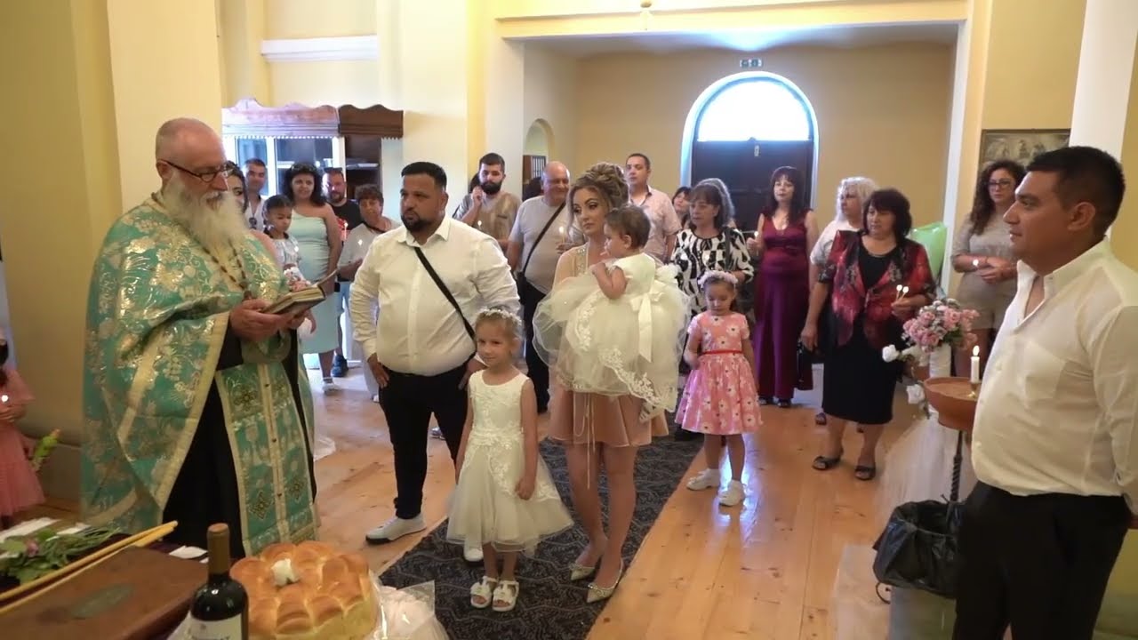 Свето кръщение на  Силвия и Кристин Първа част