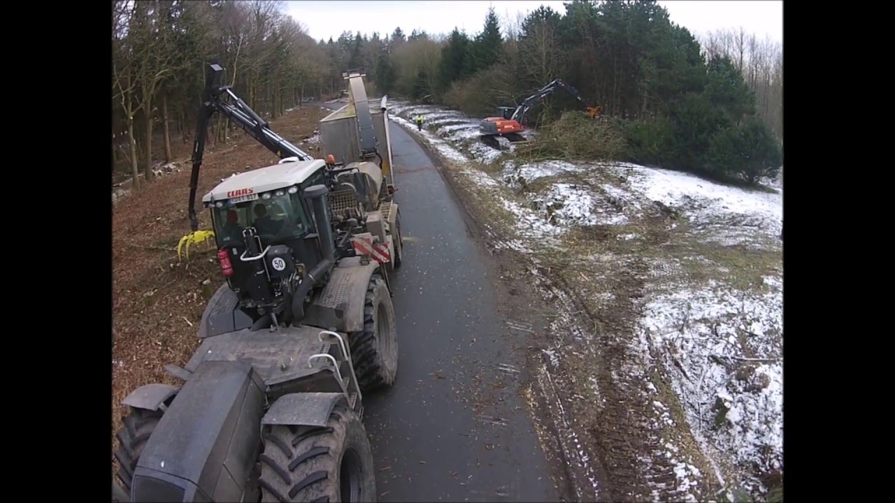 Claas Xerion 3800 & Jenz HEM 593 bei der Arbeit