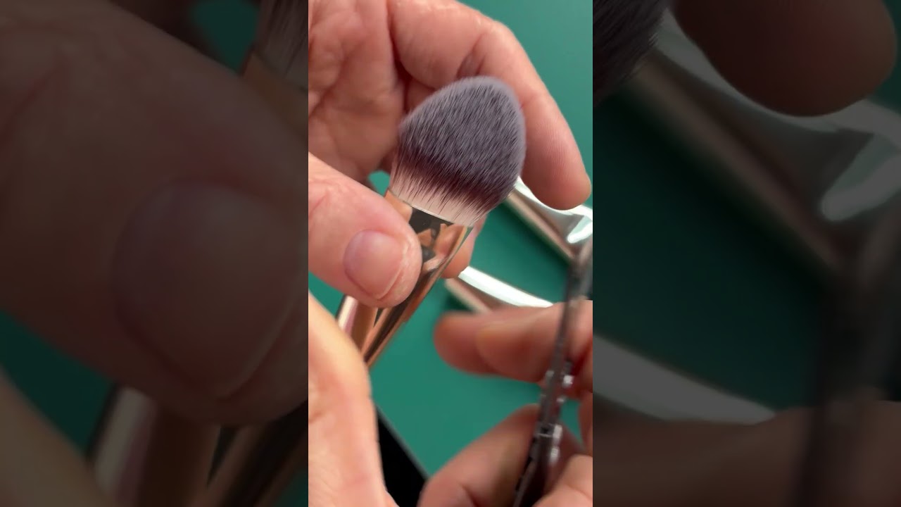 Tag Your Favorite MUA!🎨Who Deserves Custom Brushes? Makeup Brush Set