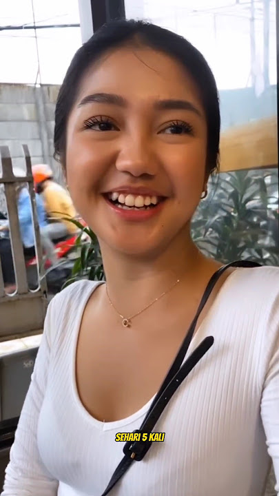 Billy Syahputra nyeblak bareng Chika😍#billysyahputra #chika #seblak #shorts