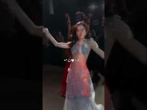 ميلي يبنيه ميلي يم الدشداشه النيلي