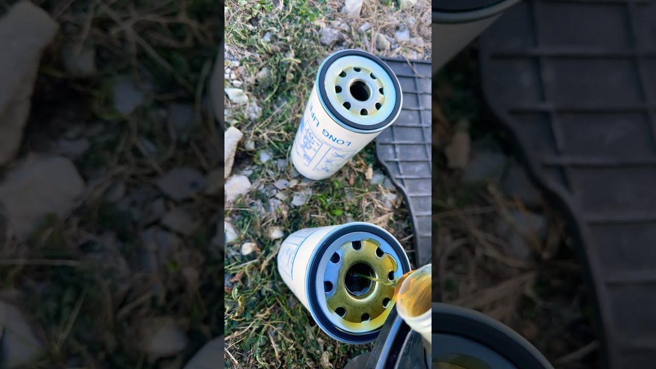 Volvo D12 oil change 