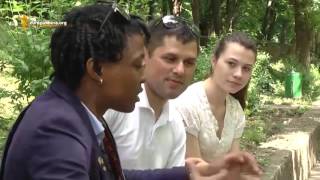 Pur Și Simplu Lecții De Prietenie Între Popoare