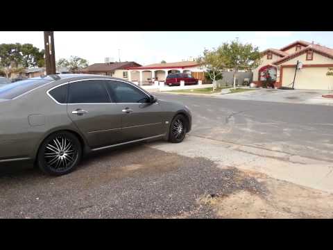 Infiniti M45 burnout on 20&rsquo;s