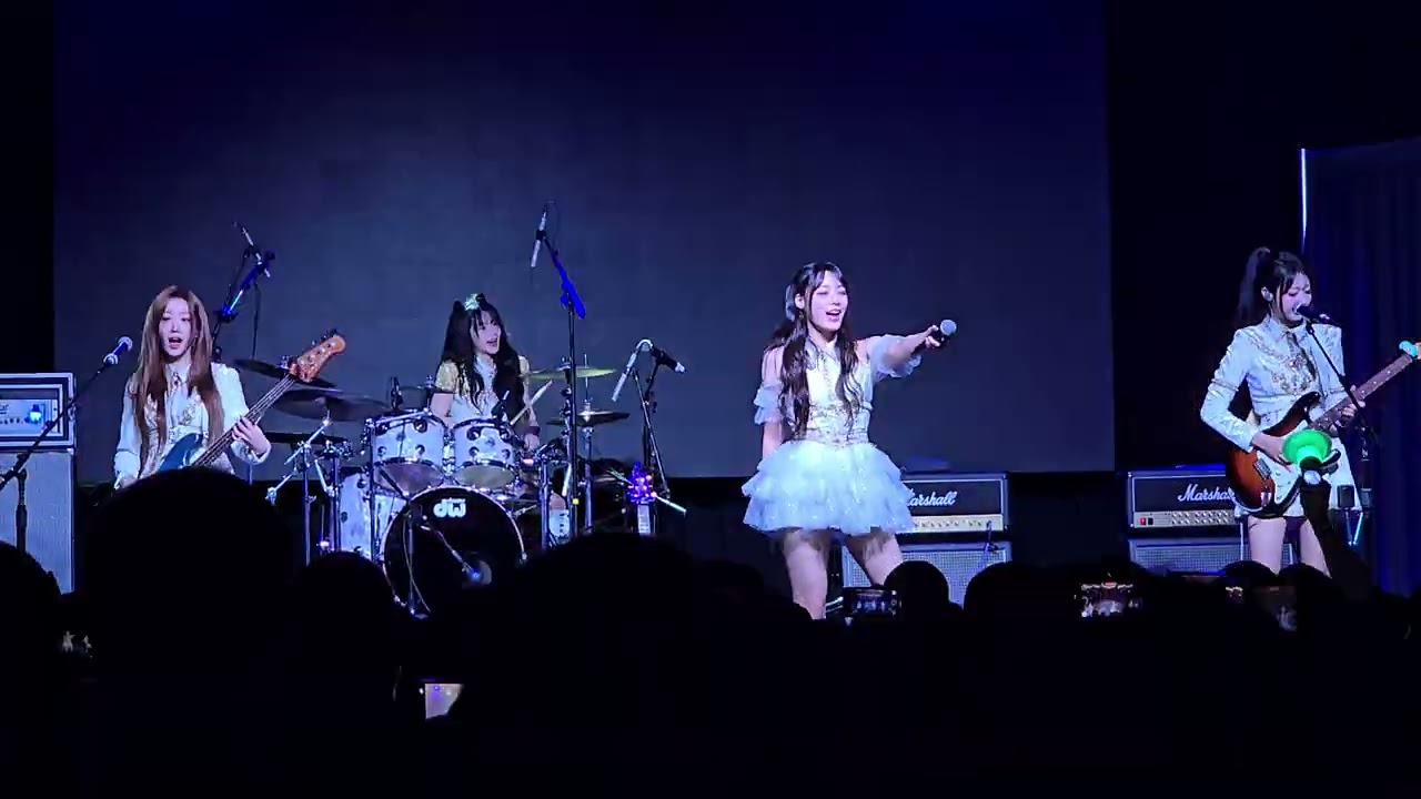 251112 QWER (최애의 아이들) FAKE IDOL | ROCKNATION | Houston