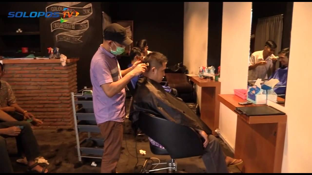 Tukang Cukur Rambut  Gaul  Part 1 YouTube