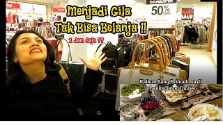 Discount Besar !! Tapi Disuruh Belanja 1 Jam Saja dan si-Kalkun Yang Jadi Primadona Hari Ini.