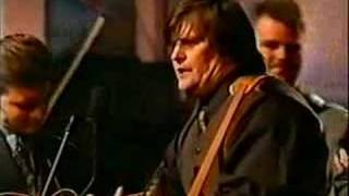 Steve Earle &  Del McCoury Band - I Still Carry You Around