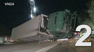 14.11.2020 - VN24 - Part 2 - Salvage of tipped over semi-trailer truck on A1 near Unna