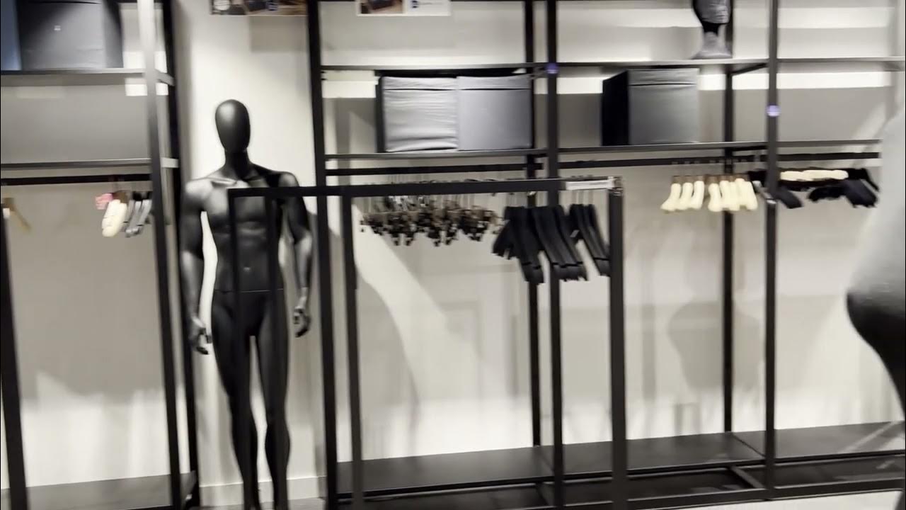 Window mannequins & Shopfitting Mannequins de vitrines et agencement