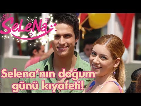 Selena'nın doğum günü kıyafeti!