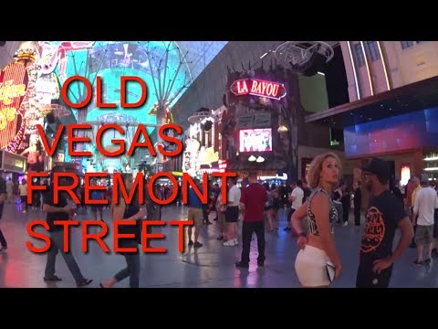 Video: „Zipline“virš Las Vegaso Juostos