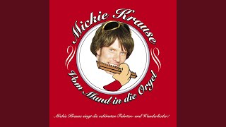 Miniatura del video "Mickie Krause - Meine Oma Fährt Im Hühnerstall Motorrad"