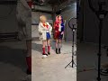 プロのコスプレイヤー2人も揃えば、観衆をアッと驚かせる仕掛けを２つ、３つ用意してるものです。