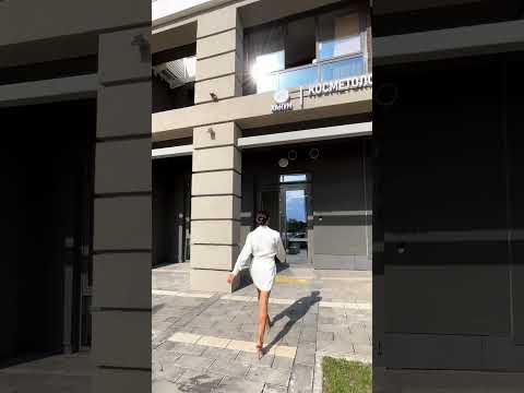 Улыбайтесь чаще, улыбайтесь красиво, а за красивыми губами к вашей улыбке однозначно надо к нам!