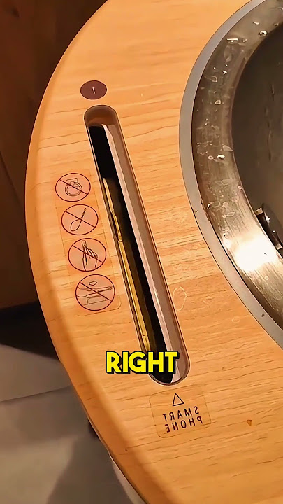 Japan’s Washrooms Are on Another Level 😳📱