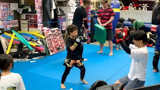小学生 1年生 キックエクササイズ ミット 中島道場