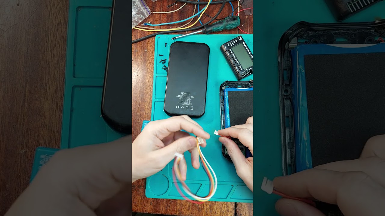 Разбалансировка 8000 mAh BASEUS CRJS0 Super Energy Car Jump Starter 