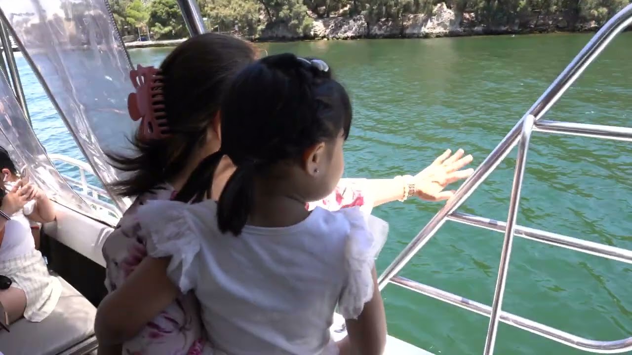 Exclusive Party Boat Charter - Swan River | Perth Party Cruises