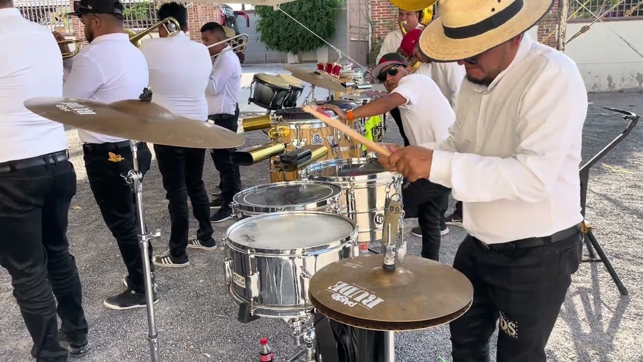 “El cansado” Banda Cerro De Sauces