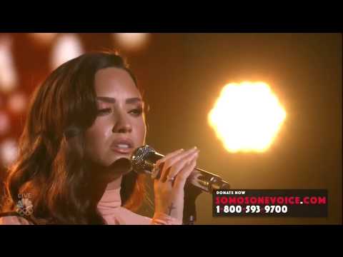 Demi Lovato performs - Hallelujah (Live At One Voice) SOMOƧ LIVE