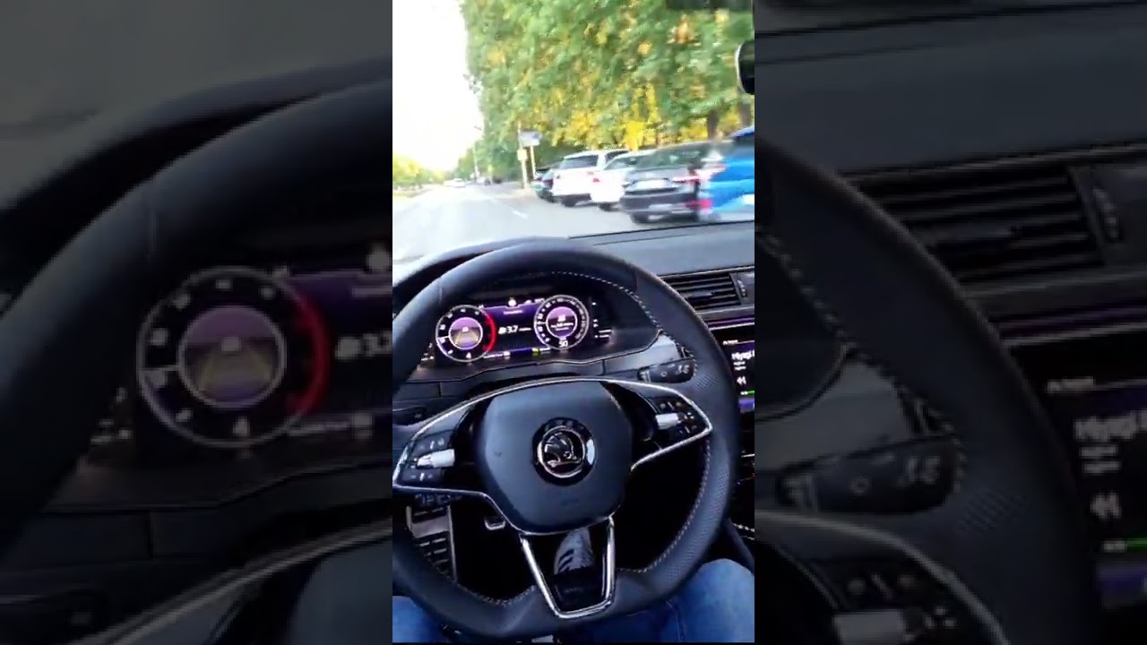 Travel Assist + PACC retrofit no hands 2022 Superb III city driving