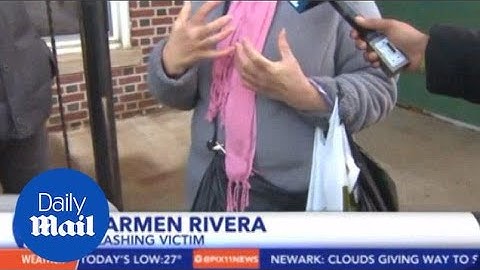 Woman slashed on subway by man who threatened to chop her up - Daily Mail