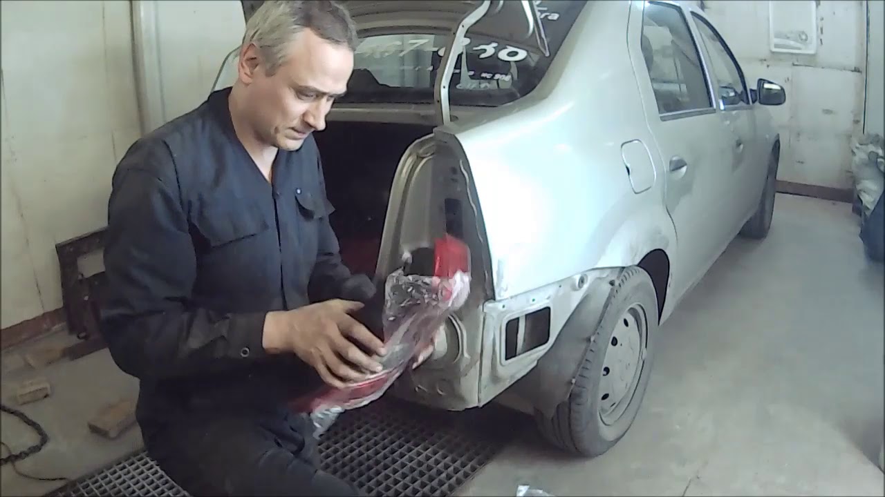 Логан в такси