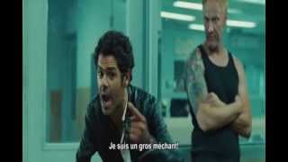 Jamel Debbouze dans Hollywoo scène de prison (avec Florence Foresti)